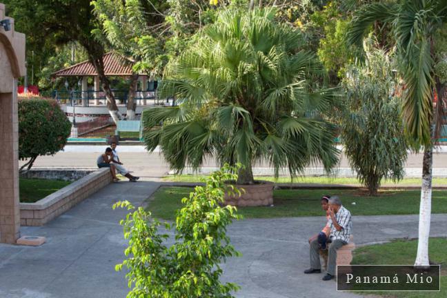 Alrededores de la Iglesia de Alanje