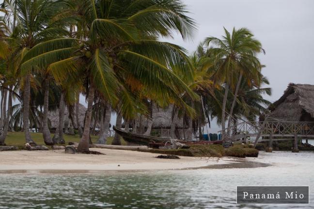 Pequeña Playa en el Hotel Yandup Lodge