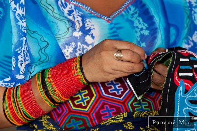 Trabajando una Mola, San Blas